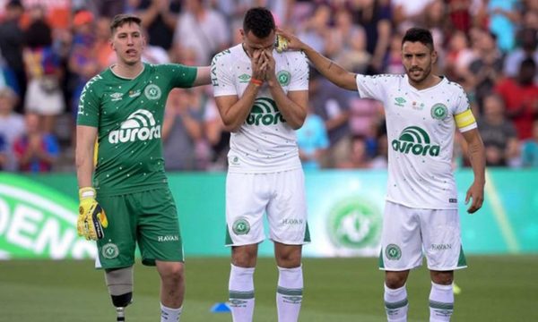 Futbolista de Chapecoense se retira por secuelas del accidente