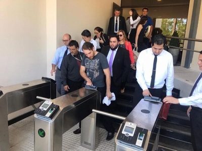 78 funcionarios no realizan control "antiplanillero", informó el Senado