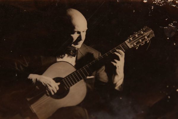 La eterna guitarra de Sila Godoy