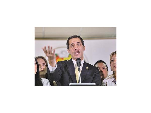 Guaidó denuncia plan de Maduro para eliminar Parlamento