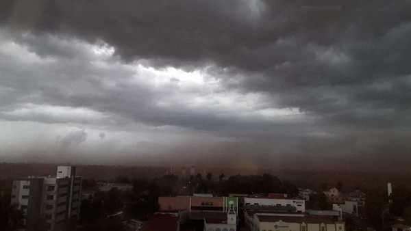 Anuncian lluvias y tormentas hasta mañana - ADN Paraguayo