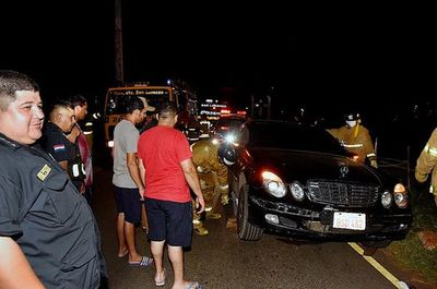 Se quedó dormido sobre una avenida y fue arrollado, pero sobrevivió - Nacionales - ABC Color