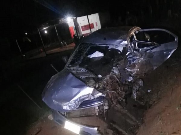 Dos muertos y tres heridos en choque frontal en Alto Paraná