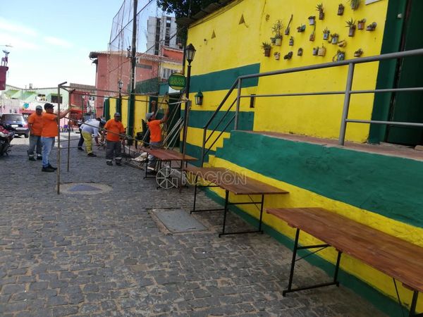 Feria navideña en Loma San Jerónimo
