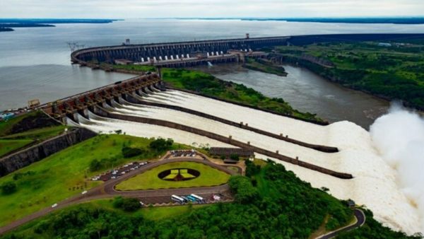 Itaipú, más allá de la energía