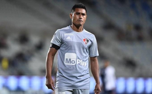 HOY / Osvaldito no sigue en México y volvería al fútbol paraguayo