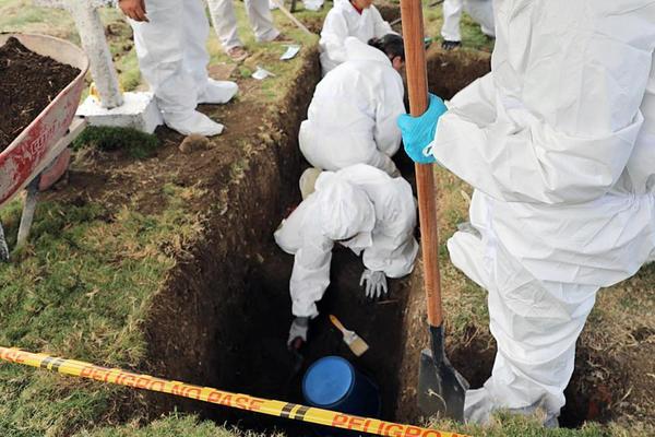 Hallaron 50 cuerpos en una fosa en Colombia - ADN Paraguayo