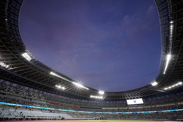 Inauguran estadio Olímpico de Tokio