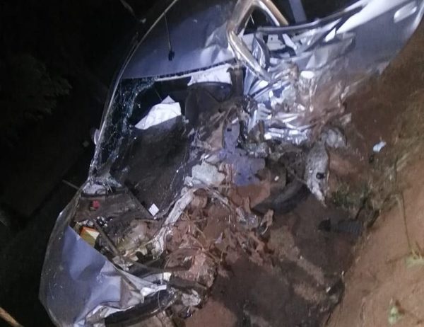 Brutal accidente deja dos fallecidos en Los Cedrales