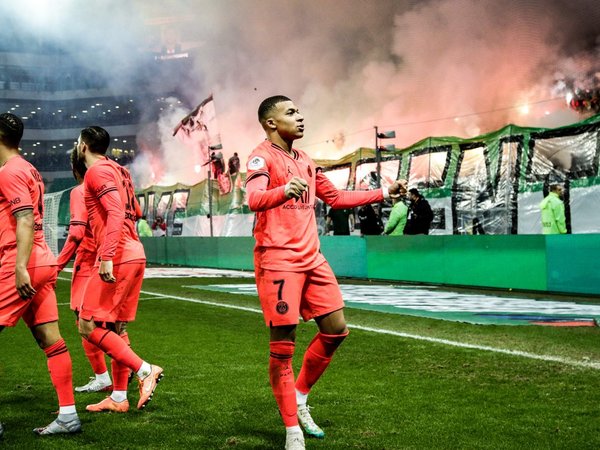 Paredes, Mbappé e Icardi aumentan la renta del PSG