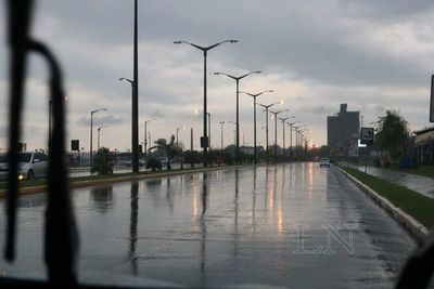 Itapúa, Canindeyú y Alto Paraná sin energía eléctrica tras tormenta