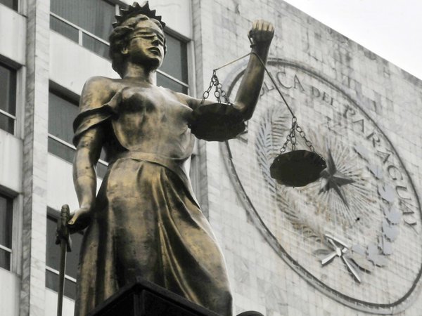 Artimañas duermen casos de poderosos en el Poder Judicial