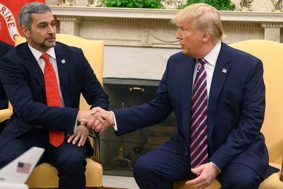Presidente retorna  hoy tras la reunión con Donald Trump - Política - ABC Color
