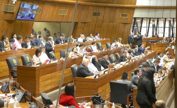 HOY / Legisladores entran a la recta final antes de iniciarse receso legislativo
