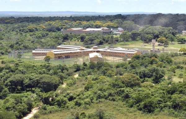 “Clan Rotela” lideró amotinamiento en Emboscada - ADN Paraguayo