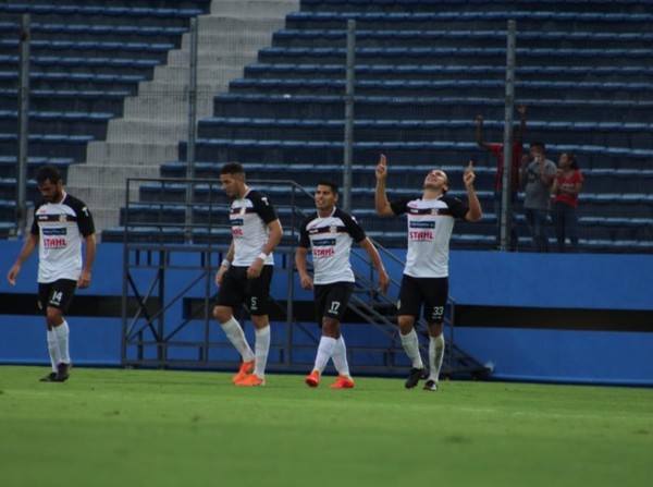 Cerro humillado y Gral. Díaz seguirá en primera | .::Agencia IP::.