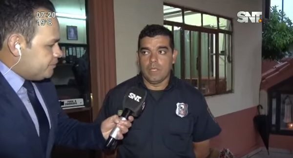 Motociclista muere electrocutado víctima de cable suelto