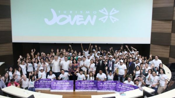 Turismo: Foro de emprendores reunió a unos 250 jóvenes de todo el país