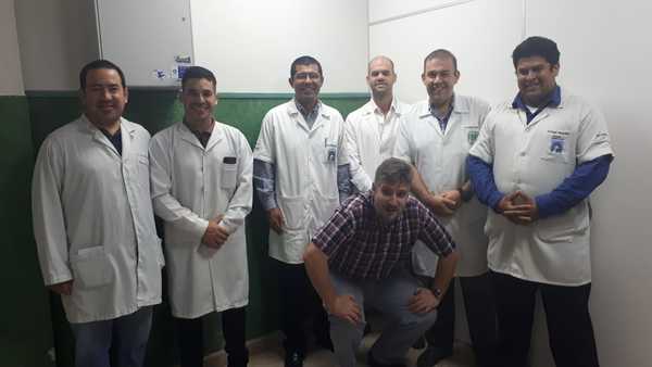 En IPS realizan primer implante total de mano tras amputación traumática