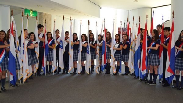 Graduación de alumnos del SIL