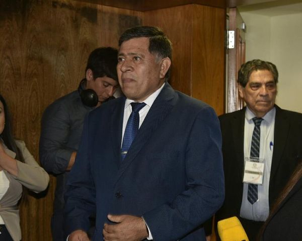 Armando Gómez compareció ante Comisión Bicameral y ratifica que existe una “persecución política” - A La Gran 7-30 - ABC Color