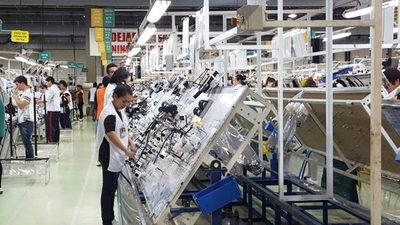 Envíos de maquila se reducen hasta un 5,4%