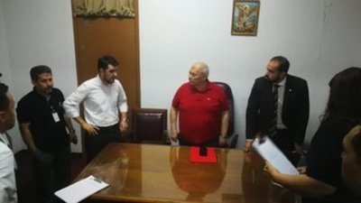 Ante temor a nuevo patoteo, TEP colorado suspende audiencia prevista para hoy - ADN Paraguayo