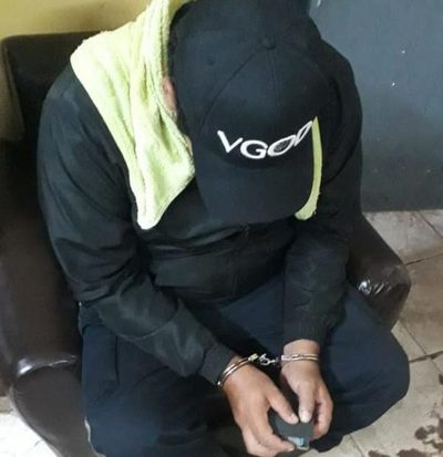 Detienen a hombre con orden de captura pendiente