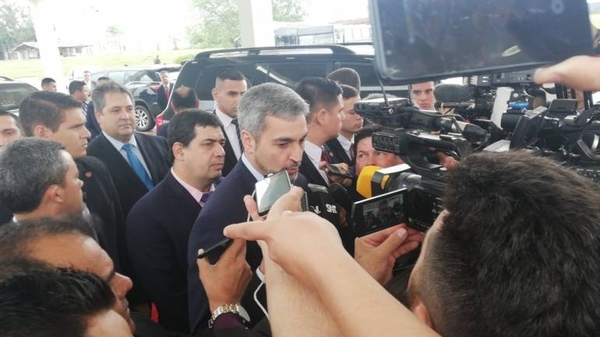 HOY / Abdo defiende presencia de FBI en Paraguay