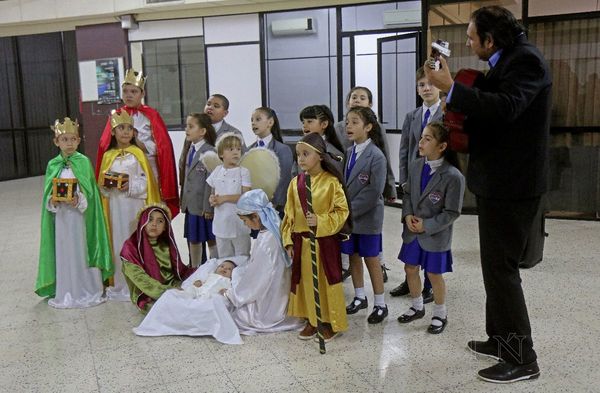 Alumnos del Nihon Gakko presentaron tradicional pesebre viviente