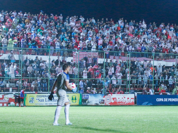 Wilson Quiñónez podría tener un futuro fuera de San Lorenzo