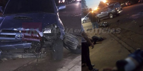 COLISIÓN DEJA DOS MOTOCICLISTAS GRAVES EN CNEL. BOGADO