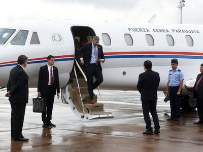 Abdo destaca respaldo de EEUU y justificó suspensión de visas