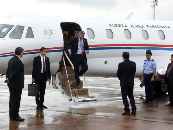 Abdo destaca respaldo de EEUU y justificó suspensión de visas