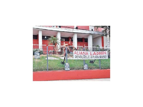 Lilian pide voluntad política y TEP ratifica fecha favorable a cartista