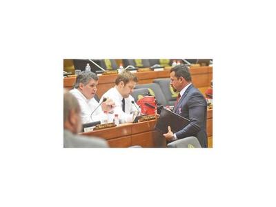Hoy se completan  tres ausencias de Quintana y perdería su banca