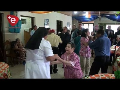 ABUELOS ESPERAN POR VISITAS