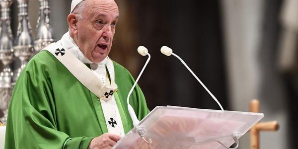 El papa elimina el secreto pontificio en las causas de pederastia - .::RADIO NACIONAL::.