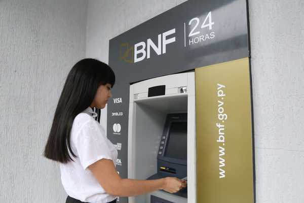 Hacienda continúa con el pago de salarios de diciembre y aguinaldo - .::RADIO NACIONAL::.