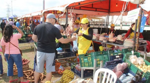 Feria agropecuaria “Año Paha” se lleva a cabo en la Costanera de Asunción » Ñanduti