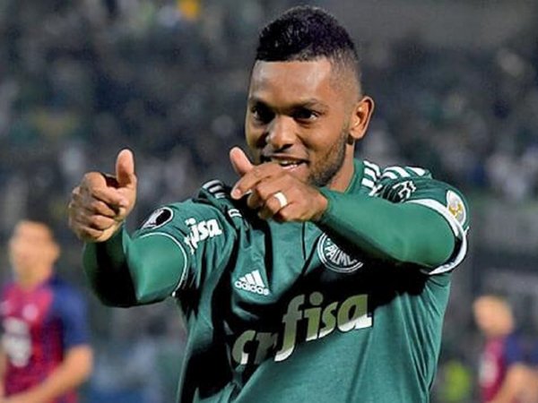 Olimpia negocia por el fichaje más caro en la historia de Palmeiras