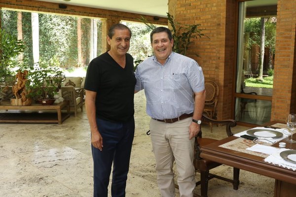 Ramón Díaz es DT de Libertad y ya planifica la pretemporada