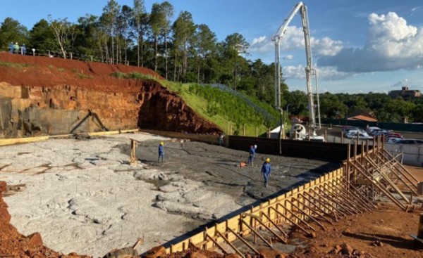 Avanzan obras de puente Presidente Franco-Foz de Iguazú