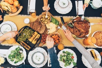 Fiestas: Alquilar, una opción práctica durante las cenas familiares | Noticias Paraguay
