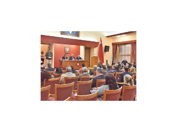 Junta se reúne en medio de crisis por elecciones juveniles