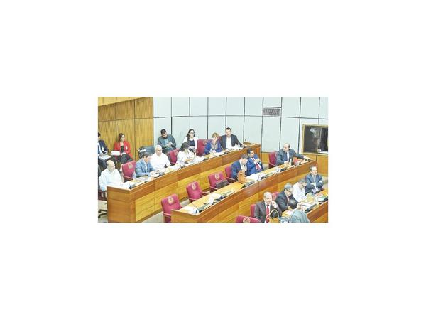 Senadores aplazan hasta el año que viene reformas en Código Electoral