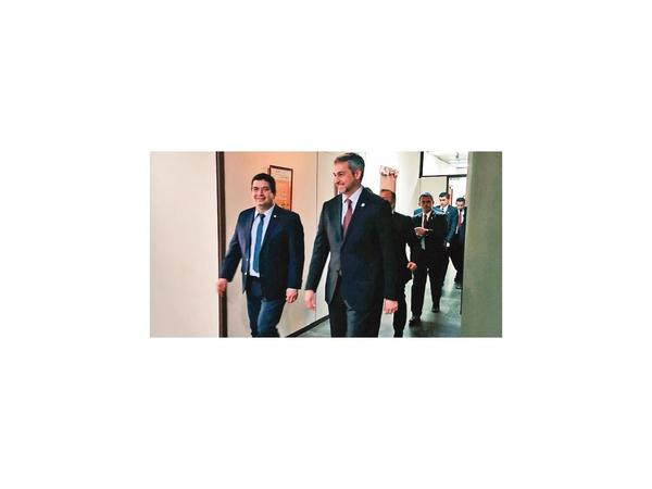 Marito fue a Seprelad en señal de respaldo y retrucó a detractores