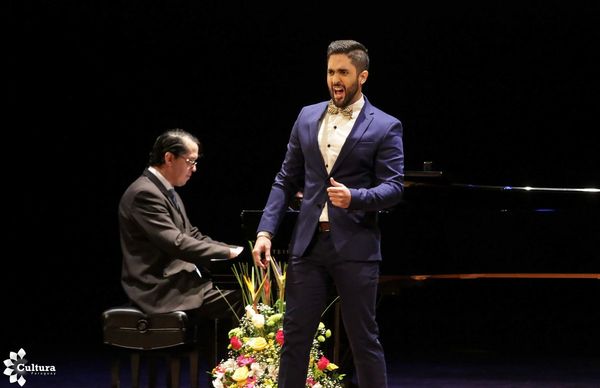 Noche de villancicos en la explanada del Palacio