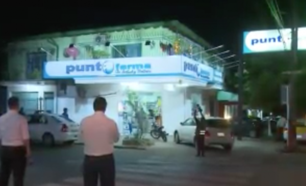 HOY / Asaltan farmacia frente a Hospital Materno Infantil