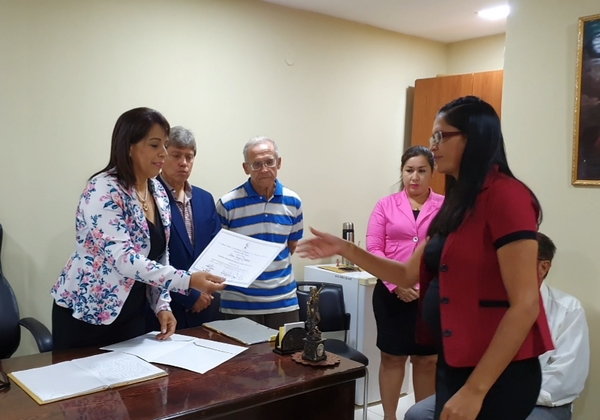 Tribunal Electoral proclama a Intendenta de San Carlos del Apa